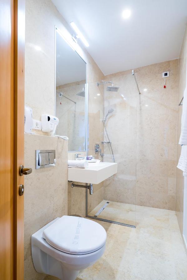 Hotel Console Slobozia  Bagian luar foto